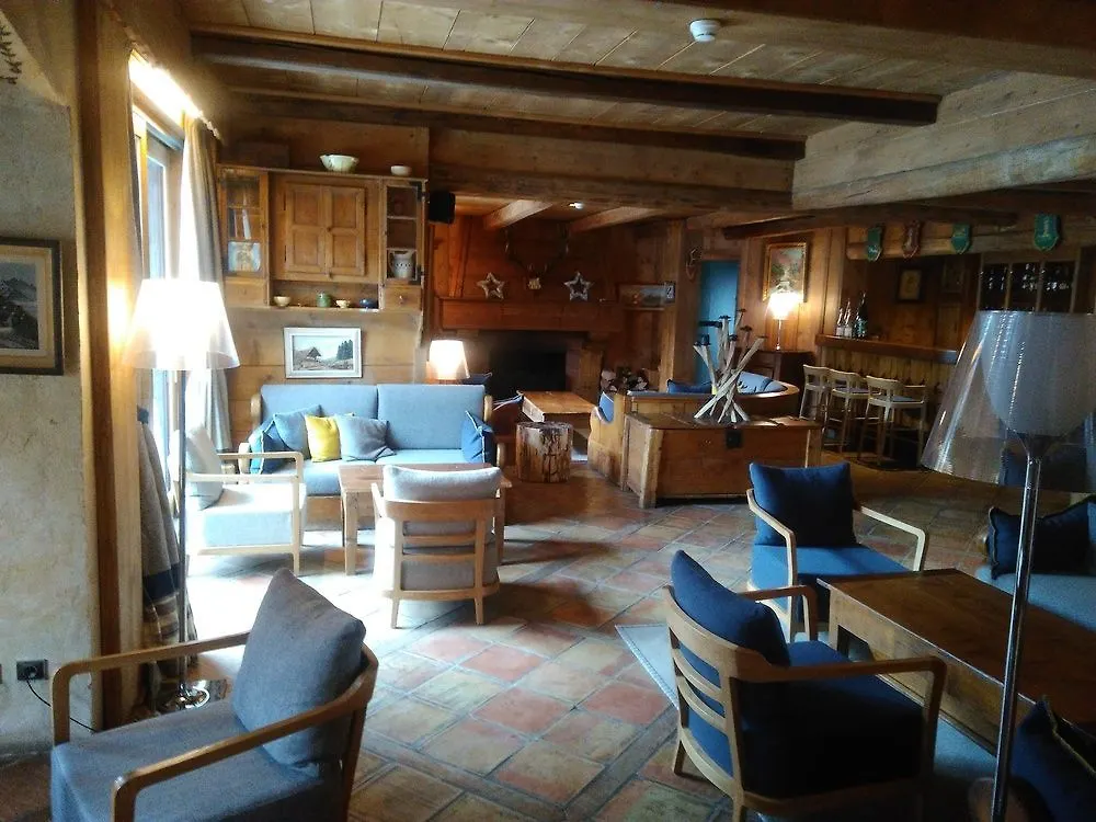 Au Coin Du Feu Hotel Megève