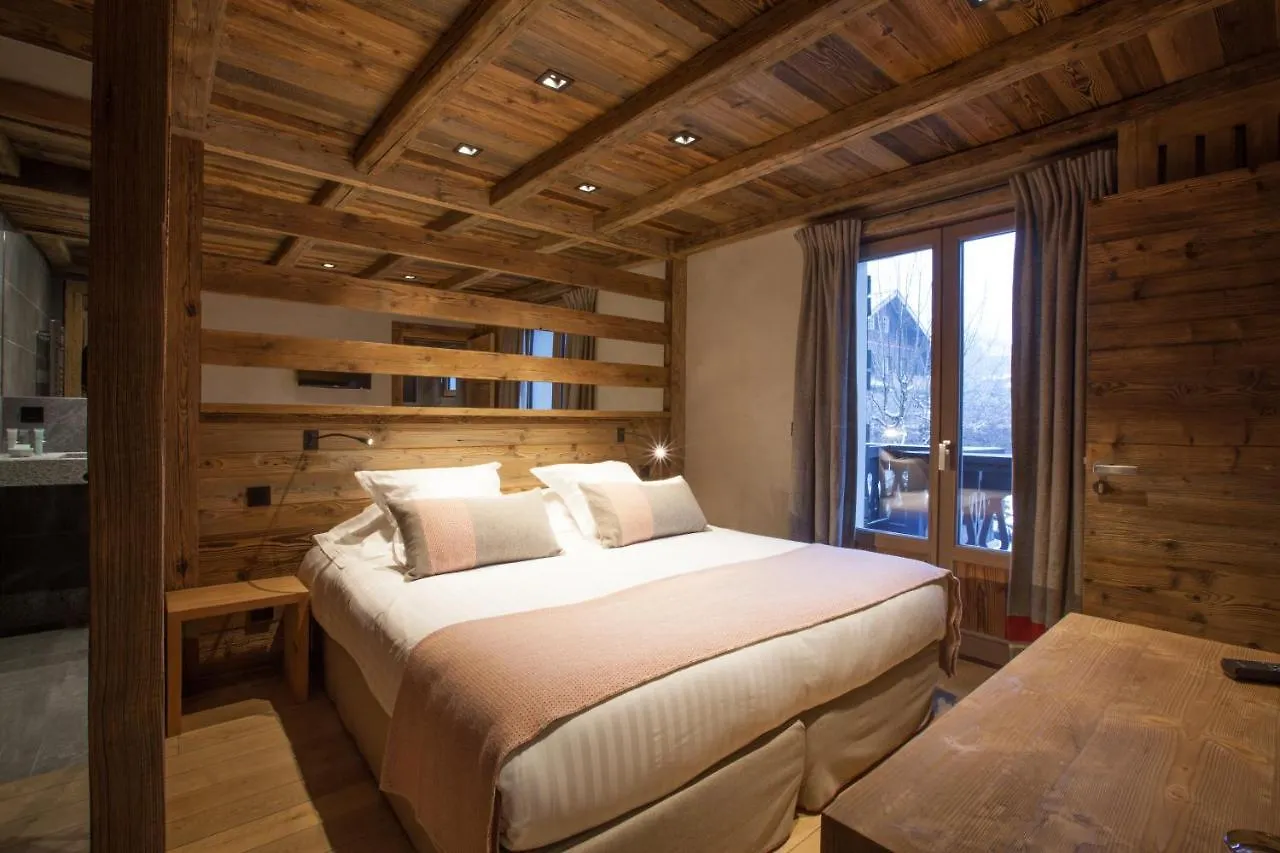 Au Coin Du Feu Hotel Megève